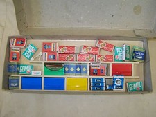 Ancien Magasin De Commerçant DDR Avec Accessoires, Jouet