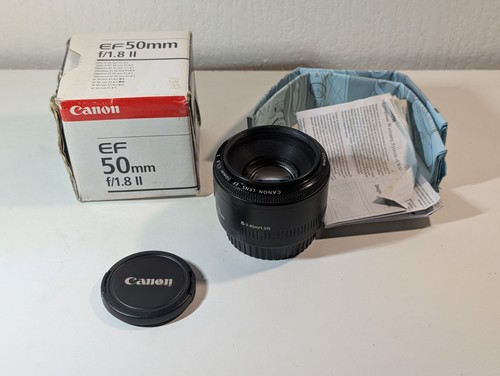 Canon 1 8 ii - f/1.8,