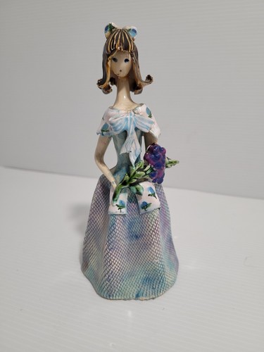 Figurine statuette - , l