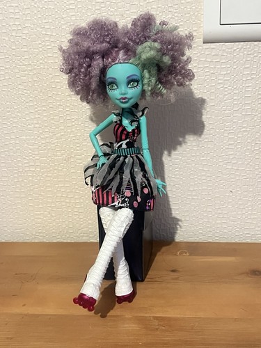 Poupée monster high honey - poupée,
