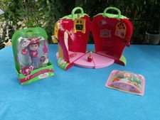 Maison Charlottes aux Fraises avec deux poupées neuve