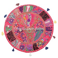 Coussin de sol rose vintage