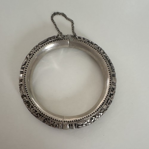 Ancien bracelet jonc - , articulé