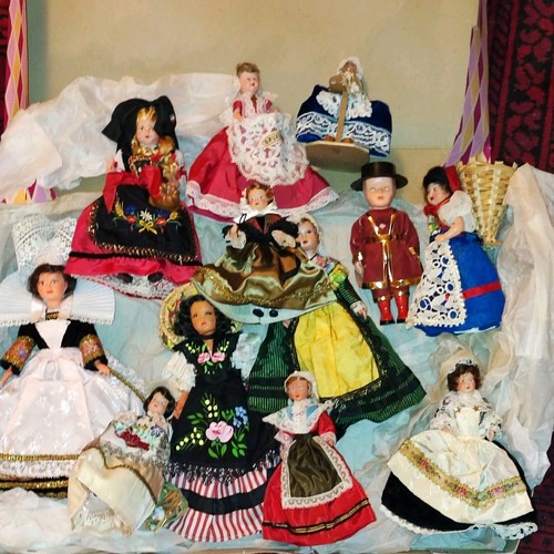Lot poupées - de, 12
