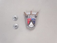 57 58 59 1957 1958 1959 Ford Fairlane Arrière Siège Crest For Chrome Moulure New