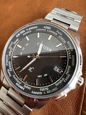 Montre solaire radiocommandée
