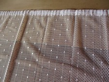 Rideau N°65 blanc ajouré  113 x 119 cm   