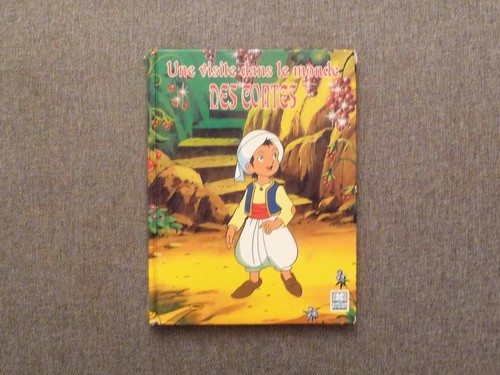 Une visite dans le monde - une,