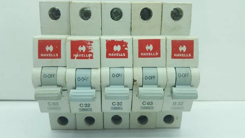 Havells amps disjoncteur - amps,