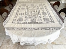 Nappe ou couvre lit XIXem, lin et broderie main, linge de maison ancien