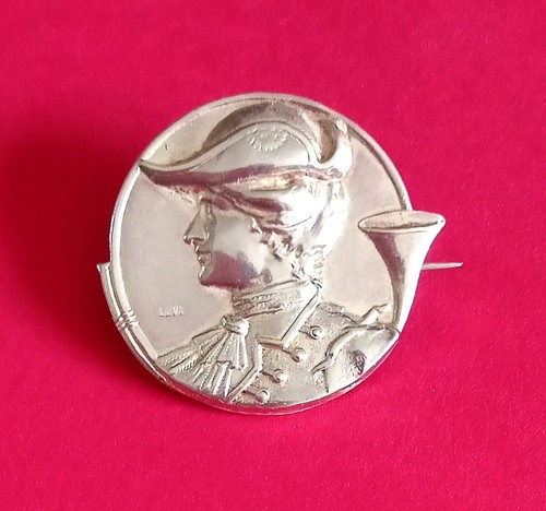 Broche ancienne venerie - de,