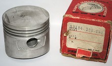 1 piston NU cote +0.75 Honda CB 750 K réf.13104-300-030 neuf