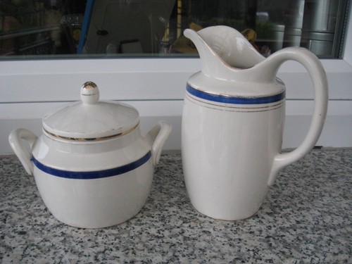 Vieux sucrier cremier en - et,