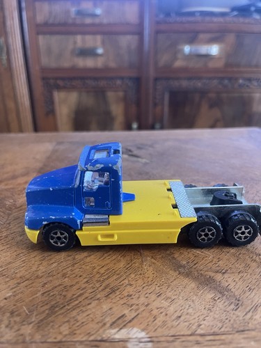Majorette kenworth lorry - kenworth, truck