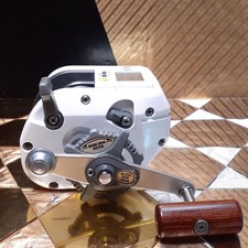 Moulinet d'appât SHIMANO Digitana SLS MADAI Special 2000 pêche Red Seabream B...