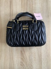 miu miu sac main