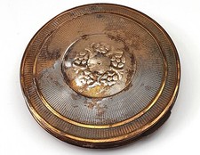 POUDRIER ROND DE SAC À MAIN AVEC MIROIR  ANCIEN DÉCOR MOTIF FLORAL VINTAGE MÉTAL