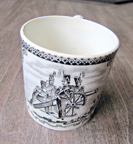 Très ancienne tasse faïence - tasse,