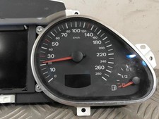 Compteur AUDI A6 3 AVANT PHASE 1 BREAK 4F0920900S