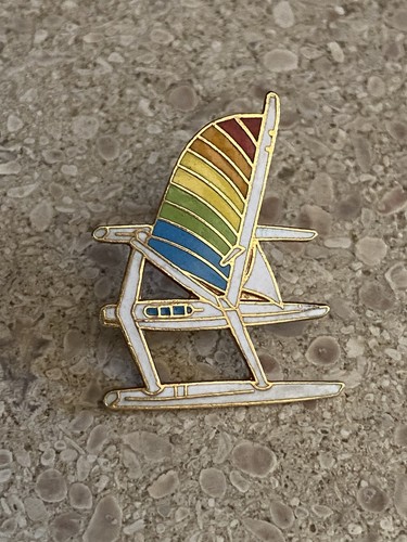 Pin catamaran tablo paris - pin’s,