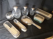 NECESSAIRE DE TOILETTE ORFEVRERIE GALLIA CRISTAL GRAVE BACCARAT ? FLACON BROSSE