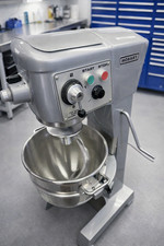 HOBART MIXER 30 Quart D-300T