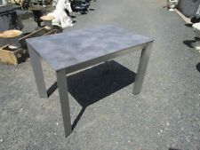 TABLE DE CUISINE CONTEMPORAINE "CALLIGARIS modèle DELTA" (Italie)