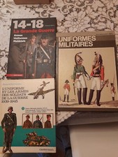 Lots De 3 Livres Uniformes