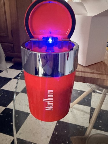 Cendrier marlboro - ,