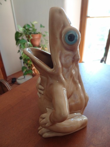 Ancienne grenouille - , en