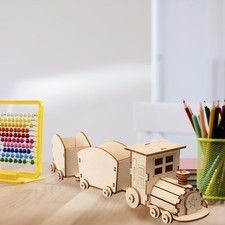 Maquette de train en bois à