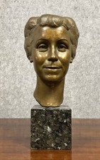 Sculpture en terre cuite