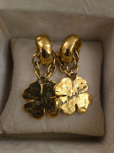 Yves saint laurent - saint, trefles