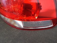 Feu arriere principal droit