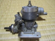 MAX OS 15 modèle moteur 1607