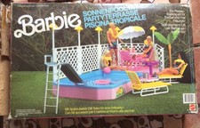 Barbie Tropical Pool & Patio Set. Piscine En l'état Boîte. Très Incomplet.