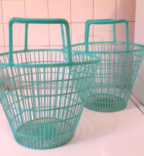 Panier vintage plastique