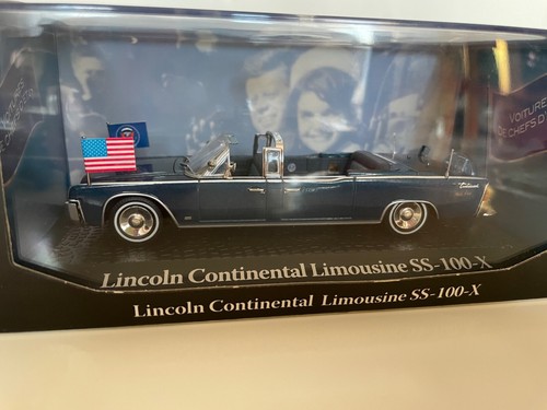 Lincoln continental limousine - lincoln,