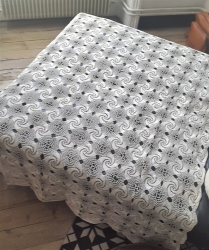 Dessus lit crochet blanc - de,