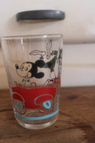 Ancien verre moutarde - a, /