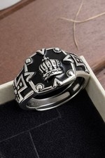 Chevalière / Bague Couronne