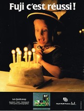 PUBLICITE ADVERTISING 035  1990  FUJI FILM  D. ISSERMANN appareil photo QUICKSNA