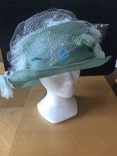 Chapeau de femme de