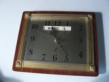 MAGNIFIQUE PENDULE MURALE JAZ