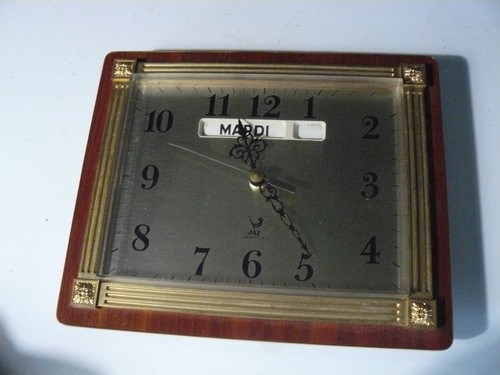 Magnifique pendule murale - magnifique,