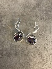 BOUCLES D’OREILLES Fantaisie crochet Volute Verre Taillé Main Violet THABORA