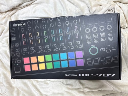 Roland 707 groovebox - roland,