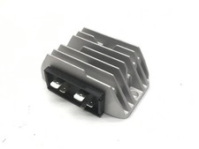 Régulateur De Tension 12V - 7