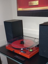 Pro-Ject Juke Box E1 Turntable