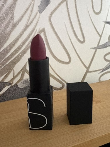 Rouge lèvres nars - lèvres,